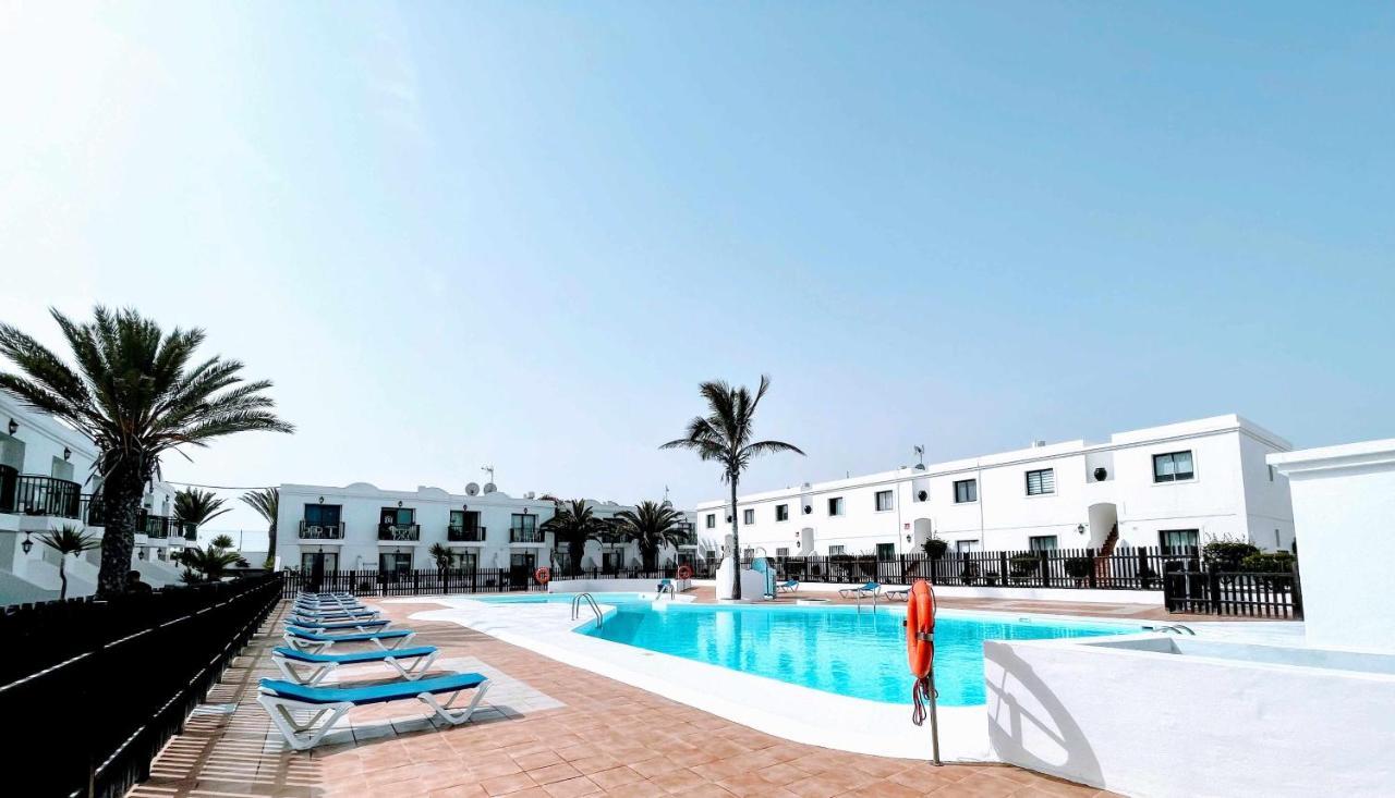 Апартаменты Aurora Corralejo Irent Fuerteventura Экстерьер фото